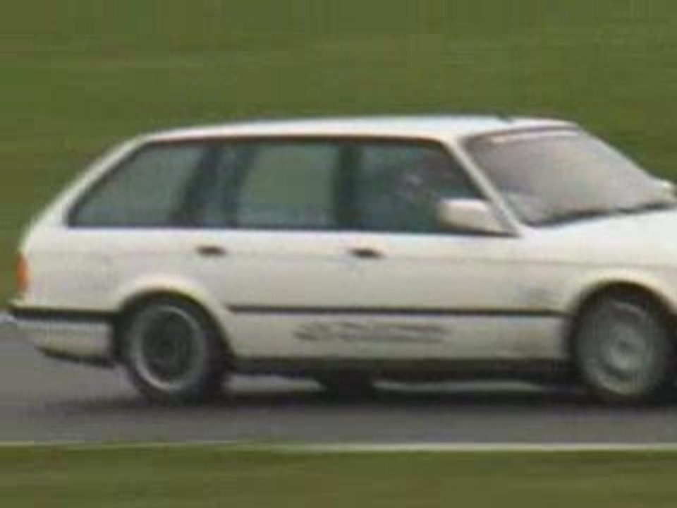 Drift session en BMW touring à Beuvardes