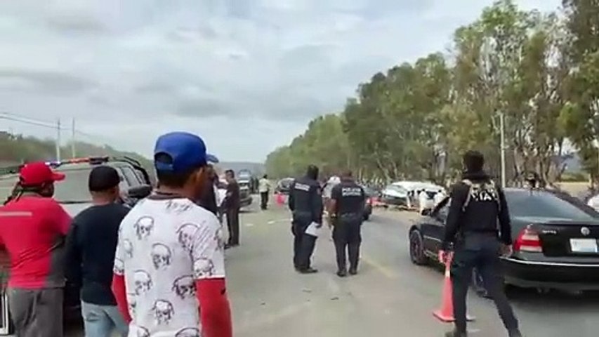 Dos muertos en fuerte accidente en la carretera a Chichimequillas