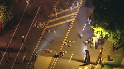 美 독립기념일 필라델피아에서도 총격...경찰 2명 부상 / YTN