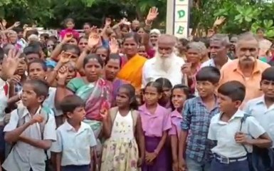 Students Parents Protest on Merging Govt schools : పాఠశాలల విలీన నిర్ణయంపై ఆందోళనలు | ABP Desam