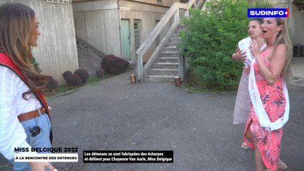 Miss Belgique, en visite à la prison de Lantin: danse avec les détenues sous le préau, rencontre en cellulle...