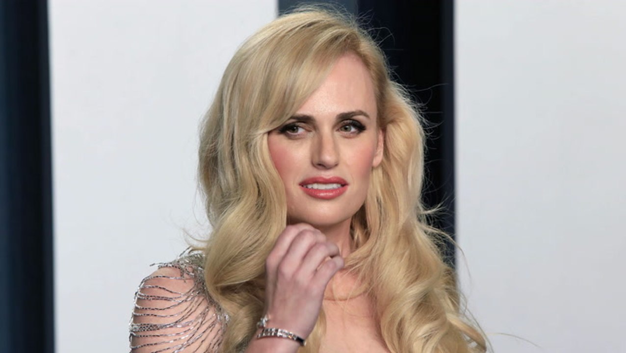 Rebel wilson ehrlich: „drei kilo zugenommen“