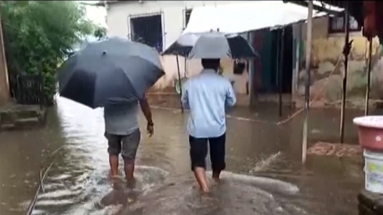 Maharashtra Rains: Excess rainfall in the state, red alert issued in 4 cities | ABP News