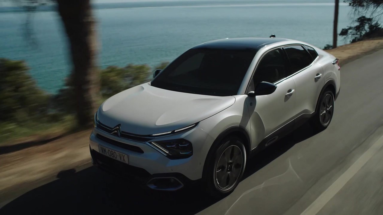 Der neue Citroën ë-C4 X - Einzigartiges, typisches Citroën Design