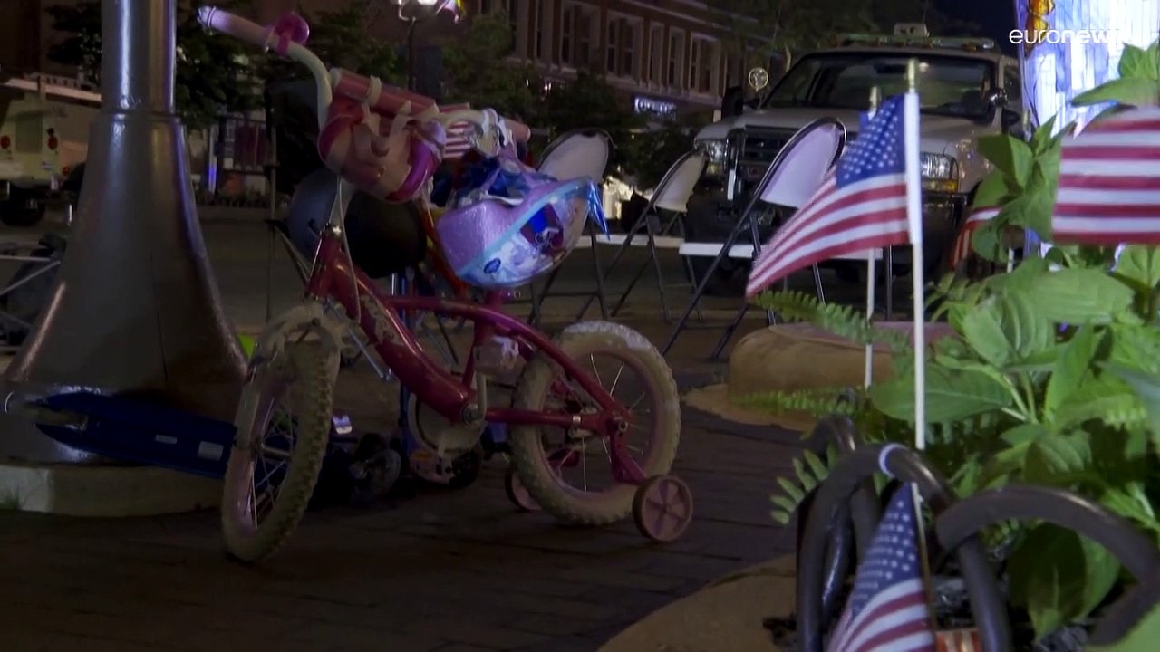 Blutbad bei Feiertagsparade nahe Chicago: 7. Opfer gestorben