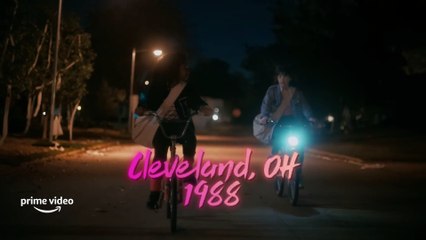 Paper Girls - Official Trailer  Prime Video