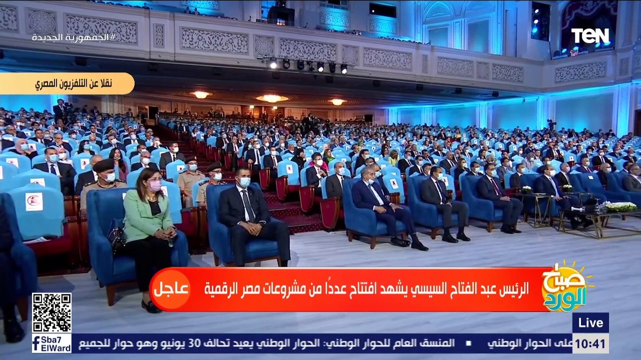 وزير الاتصالات يستعرض أمام الرئيس السيسي خطة ال...