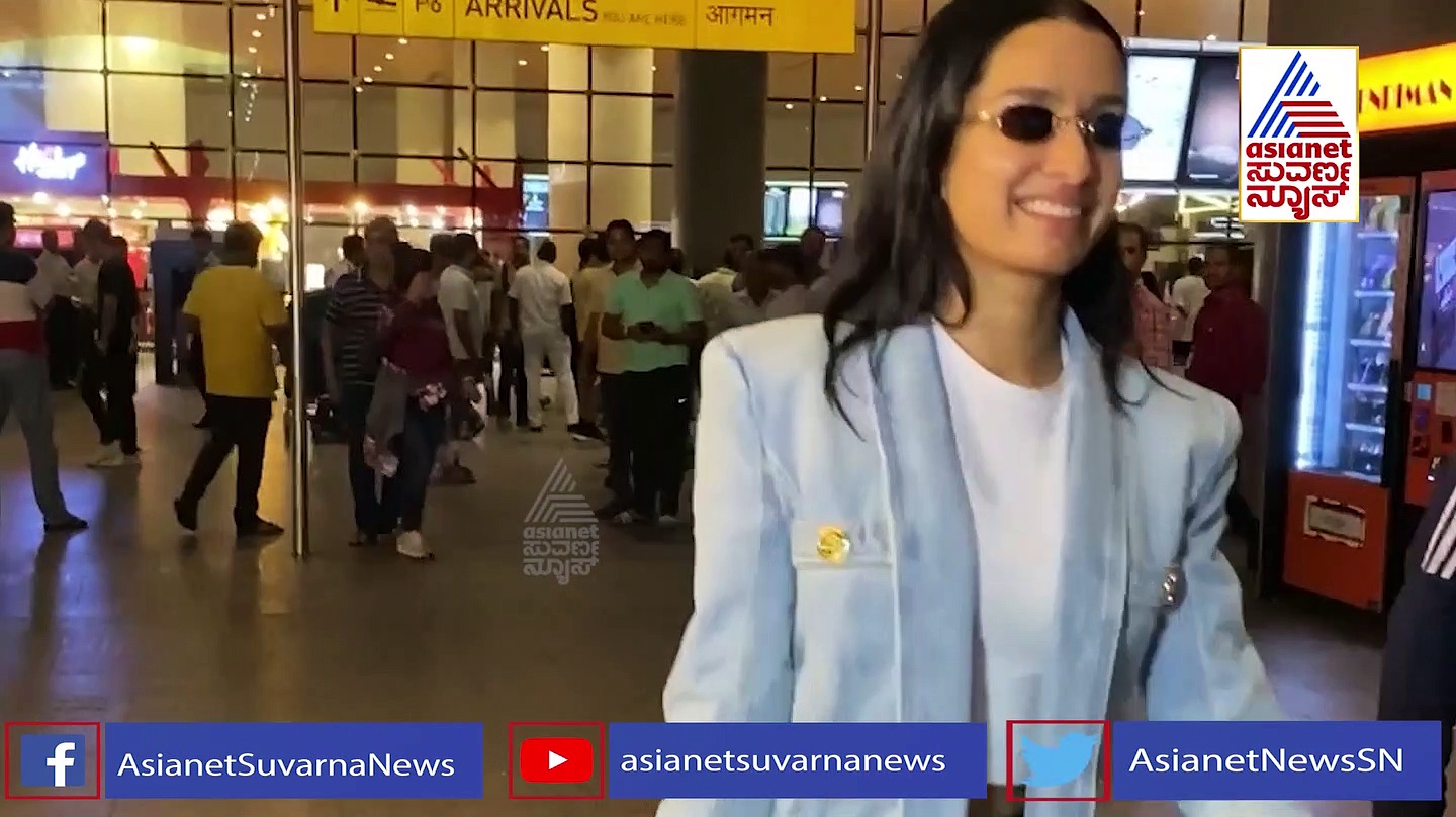 ಶ್ರದ್ಧಾ ಕ್ಯಾಟ್‌ವಾಕ್, ನೇಹಾ ವಿತ್ ಫ್ಯಾಮಿಲಿ; ನಟಿಯರ ಏರ್‌ಪೋರ್ಟ್‌ ಲುಕ್‌ ವೈರಲ್!