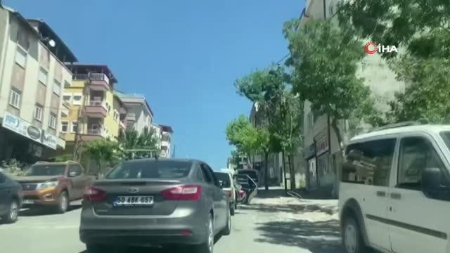 Son dakika haberi | Trafiği tehlikeye düşüren yolculuk kamerada
