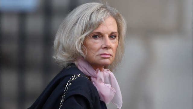 GALA VIDEO - Elisabeth Guigou atteinte par “une balle perdue” après l’affaire Olivier Duhamel : “J’ai vite tourné la page”