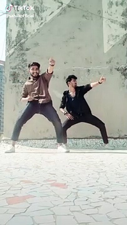 Dancing video ! Short dancing video