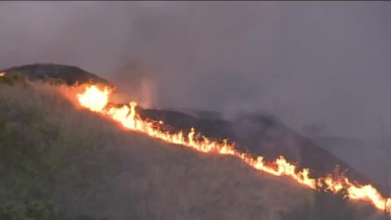 Electra Fire only 5% contained