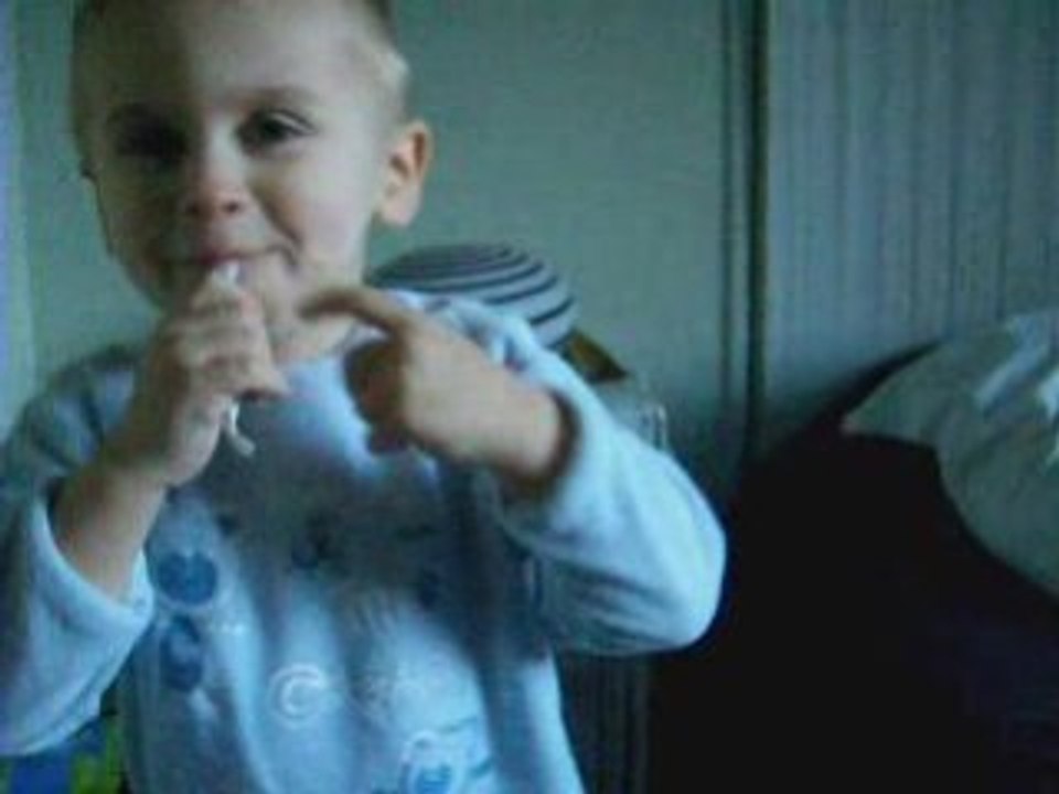attention bebe accro