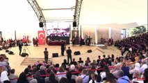 Hacettepe'de yönetimi eleştiren yeni mezun doktorun konuşması engellendi