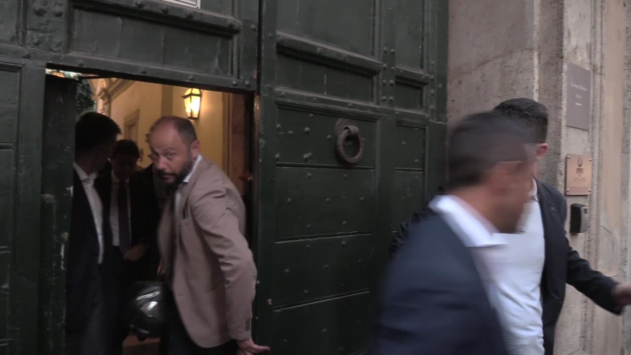 Governo, Conte: "Sostegno assicurato? Non sono nella condizione di garantirlo"