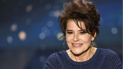 GALA VIDEO - “Je suis une fausse maigre” : Fanny Ardant hilare face à Catherine Deneuve