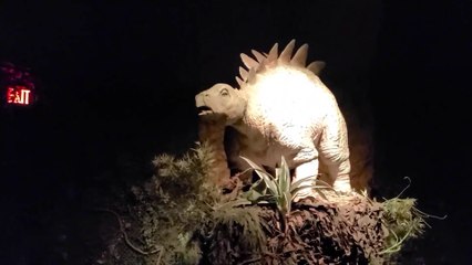 The Jurassic Jungle Boat Ride (Pigeon Forge, Tennessee) - 4k Dark Ride POV Experience - Roadside Attraction