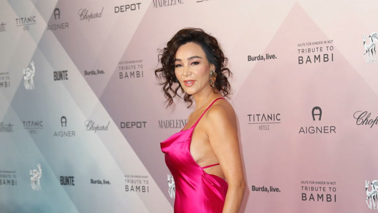 Durchsichtiger geht kaum: Hier sieht man Verona Pooths BH