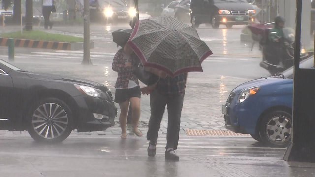 [날씨] 오늘 '소서', 무더위 속 전국 장맛비...중북부 150mm↑ / YTN