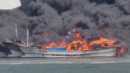 제주 한림항 선박 3척 화재...2명 실종·3명 중상 / YTN