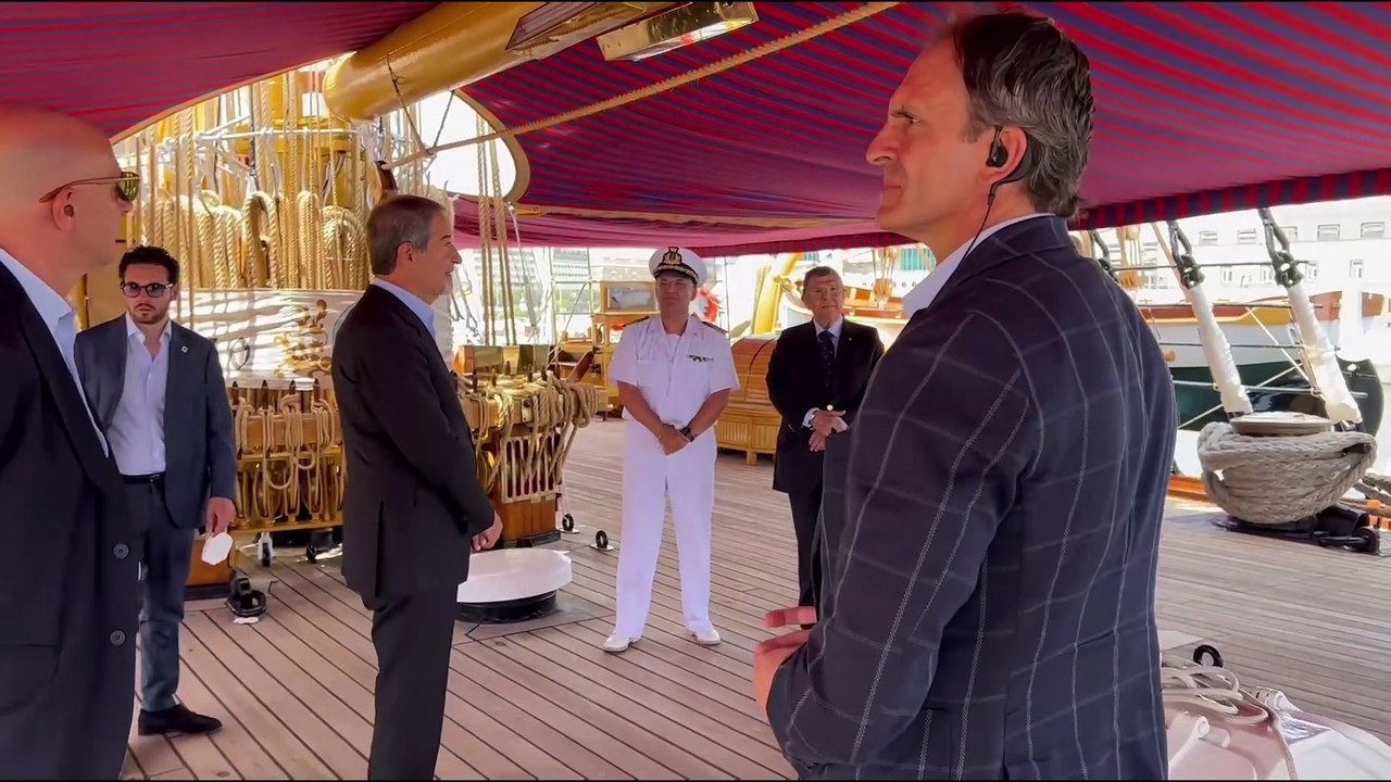 Palermo, Musumeci in visita a bordo della nave scuola Vespucci