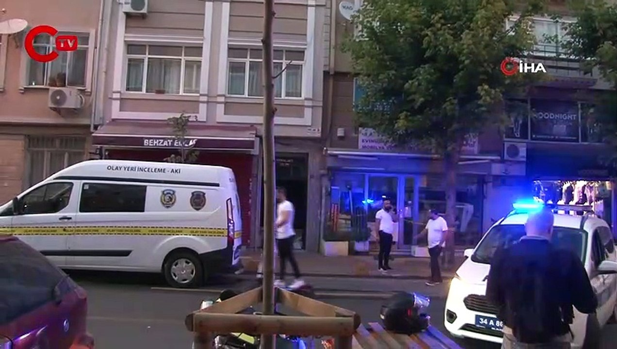 İstanbul'da bir kadın annesini boğazını keserek öldürdü