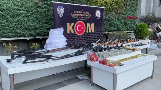 İSTANBUL ? SARALLAR OPERASYONUNDA ELE GEÇİRİLENLER EMNİYETTE SERGİLENDİ