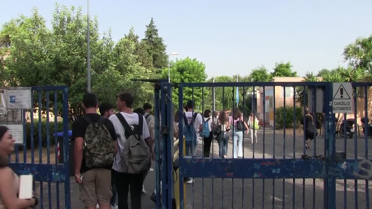 Si ferma l'effetto Covid sulla scuola ma e' impreparato 1 maturando su 2