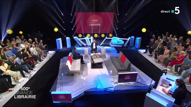 Augustin Trapenard sur le plateau de La Grande Librairie pour la dernière, le juillet 2022