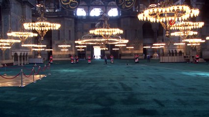 Ayasofya-i Kebir Camii’nde Kurban Bayramı temizliği