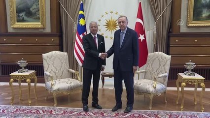 Malezya Başbakanı Yakub Anıtkabir'i ziyaret etti