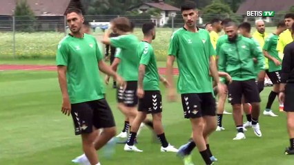 Primer entrenamiento del Real Betis en Austria