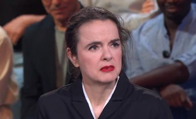 "Je suis encore sous le choc !" : Amélie Nothomb, marraine de La Grande Librairie, surprise par le départ de François Busnel