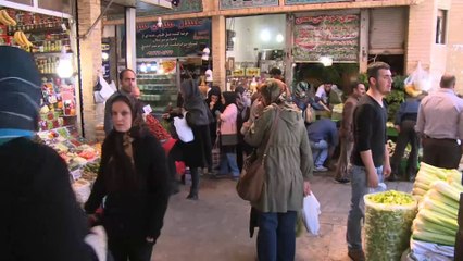 عطور وأجهزة الحاسوب المحمولة.. الإمارات تزود إيران بالمنتجات الغربية