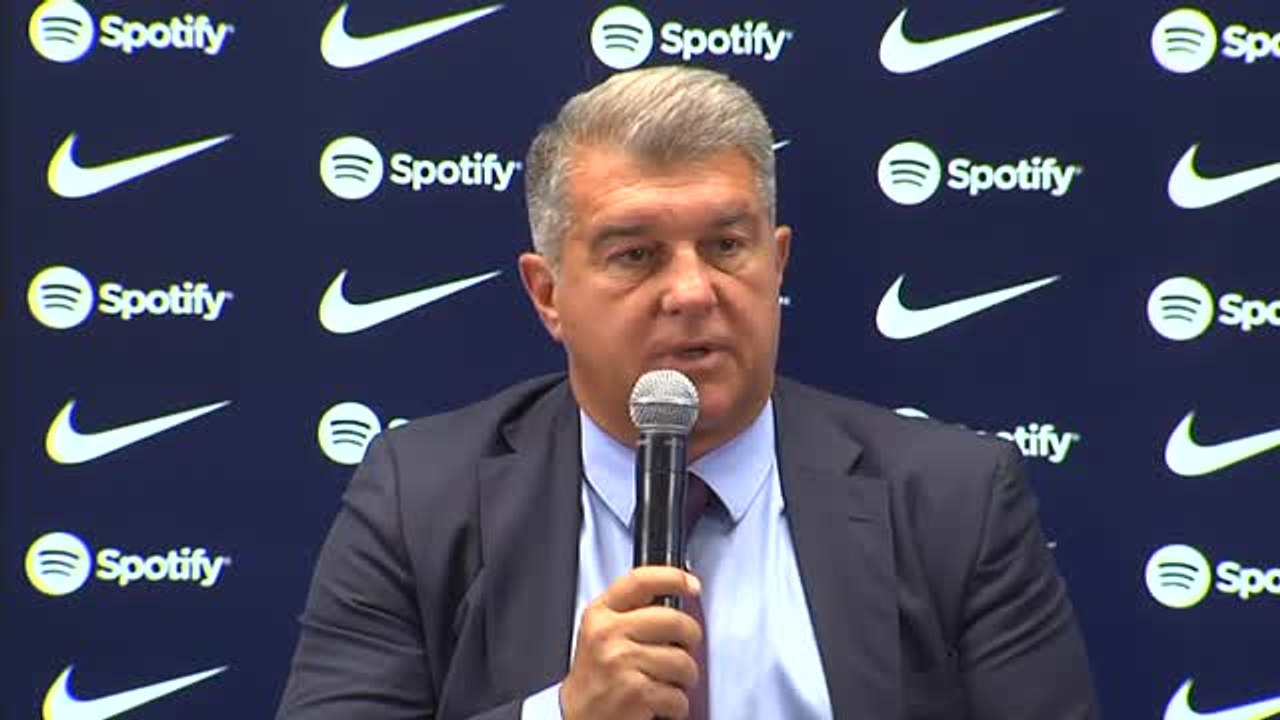 Laporta: "Hemos hecho una oferta por Lewandowski y esperamos que sea positiva"