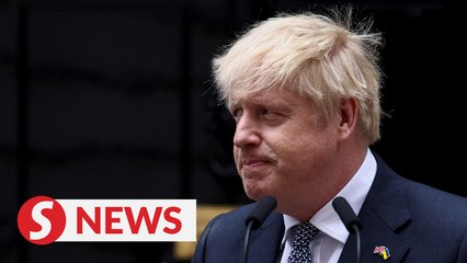 Descargar video: Boris Johnson quits as UK prime minister