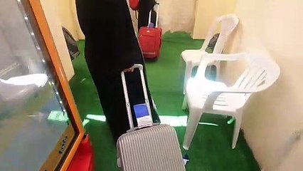 Peregrinos se dirigem a Mina, etapa crucial do hajj