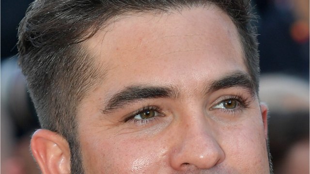VOICI : Kendji Girac : cette célèbre actrice qu'il n'a pas osé aborder pendant la Festival de Cannes