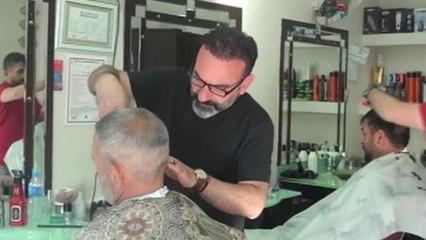 Karslı Berber: Vatandaşlar Pahalılıktan Dolayı Sakal Tıraşlarını Evde Oluyor, Sadece Saçlarını Kestirmek İçin Geliyorlar