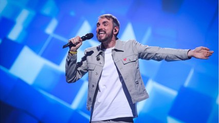 GALA VIDÉO - Christophe Willem cash sur le temps qui passe : “Une partie de moi est morte”