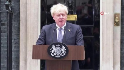 İngiltere Başbakanı Johnson istifa etti