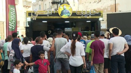 بعد قرابة 12 عاما على وفاة البوعزيزي بالنار بائع متجول في تونس يحلم بنهاية سعيدة