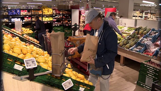 L'inflazione morde i supermercati belgi, la spesa dei consumatori è all'osso