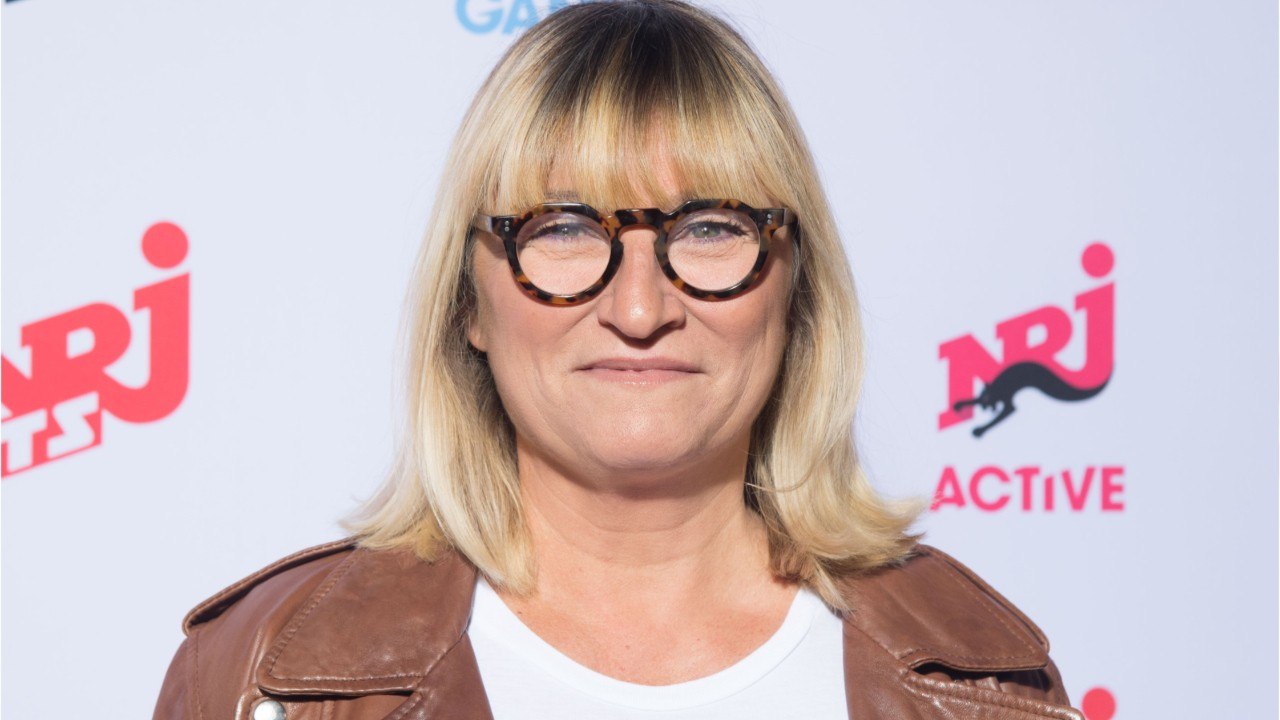 GALA VIDÉO - “Au secours” : Christine Bravo s’interroge sur la nature, son message amusant