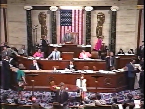 メディアは今 シリーズマルチメディアの時代 第1回 巨大メディアは何をめざすのか