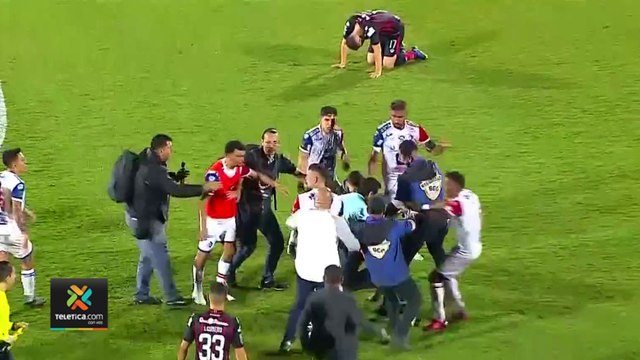 tn7-Marcel-Hernández-denunció-al-aficionado-alajuelense-que-lo-golpeó-en-la-cancha-070722