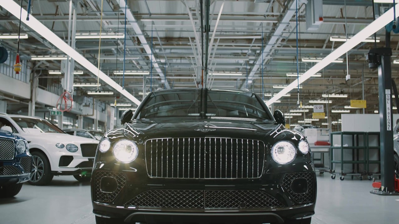 Bentley Bentayga EWB Airline Seat Specification - BTS Craftsmanship film