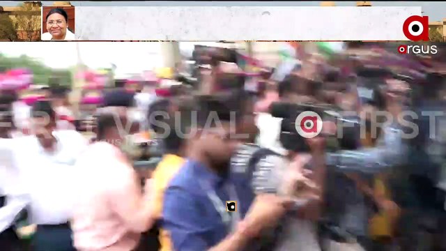 Draupadi Murmu Arrived in Bhubaneswar, on her way to State Guest House
