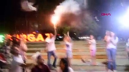 SMA’lı İdil Ayşe’nin tedavi parası toplandı, davul-zurnalı kutlama yapıldı