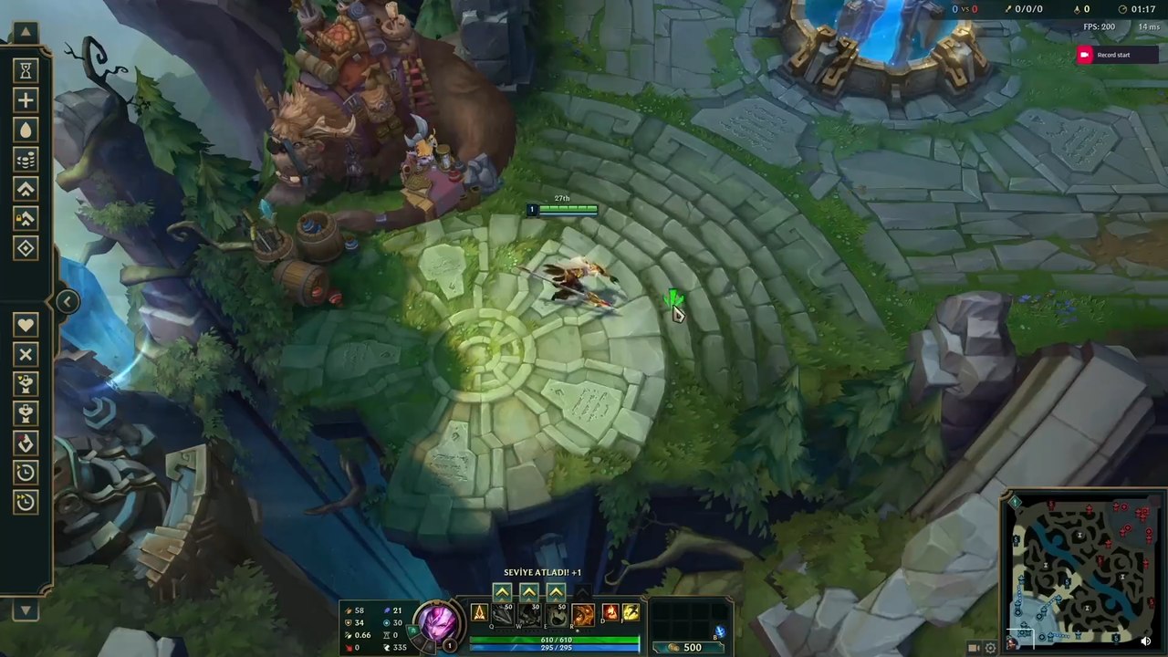 LoL: Riot Games removed some details from Nidalee's skins